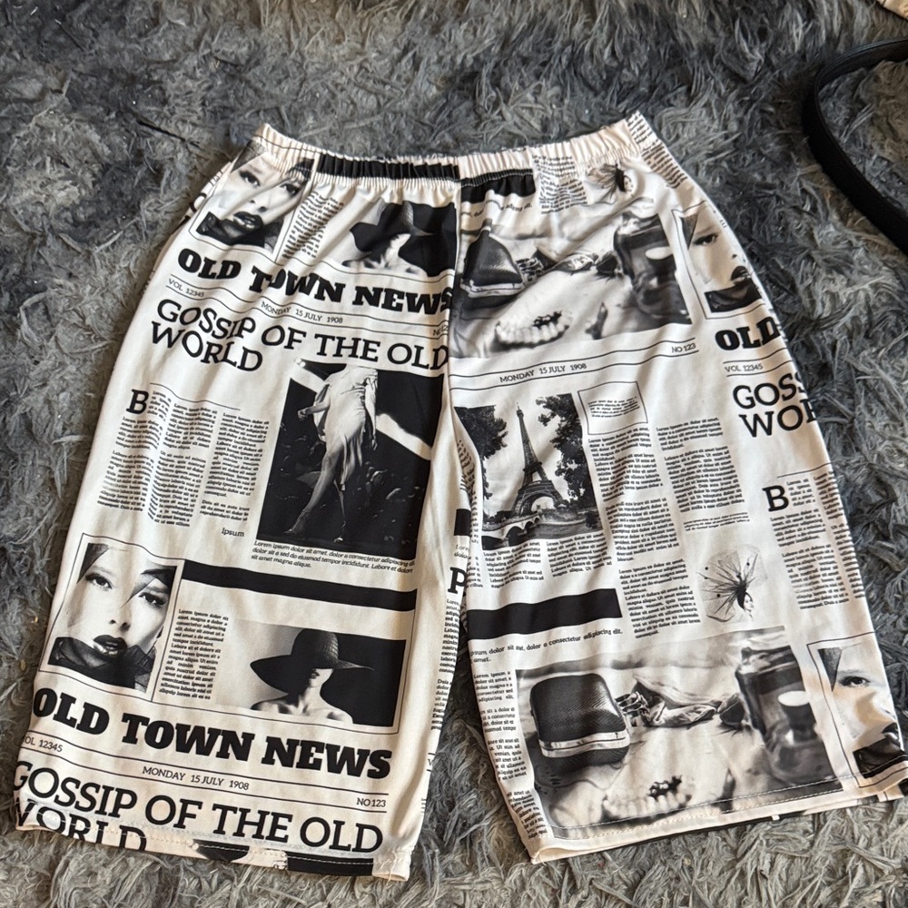 Graphic Print Men Shorts
